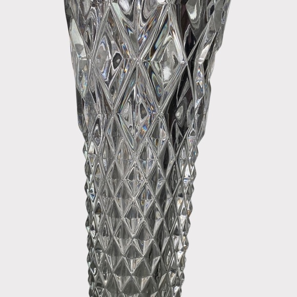 𝅺VINTAGE | Tall Crystal Bud Vase #3 - Picture 2 of 4